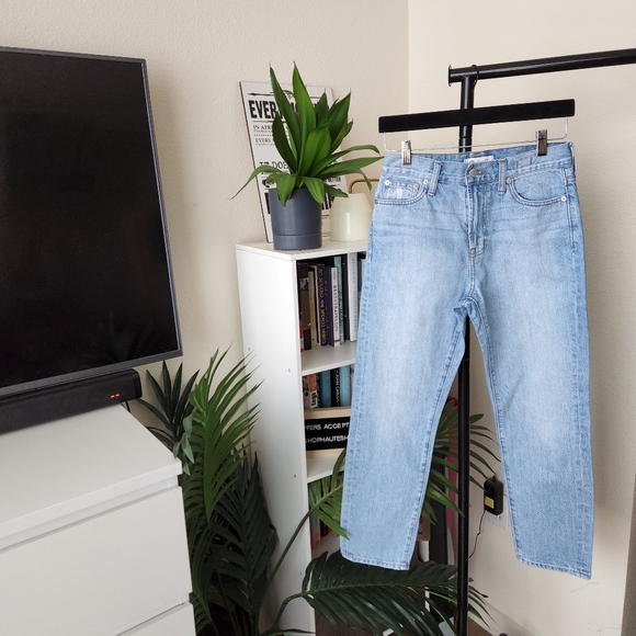 Madewell High Rise Cropped Jeans - Picture 2 of 6